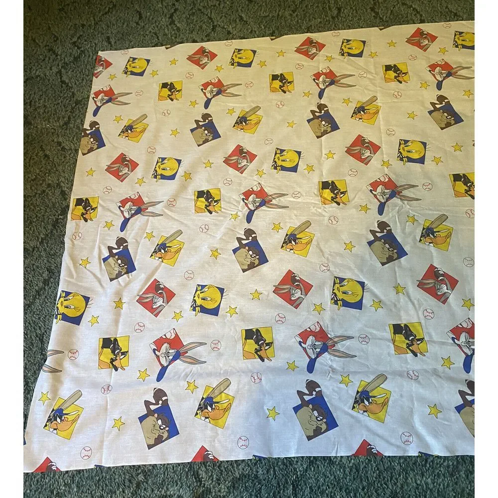 Looney Tunes Fabric 1.5 yds Sports Characters 100% Cotton Fabric Panels Cute HG3